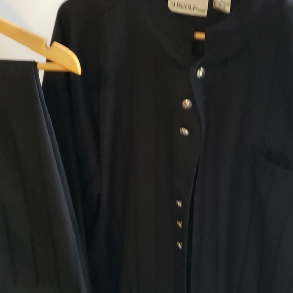 VRGILA - Picture 3 of 3